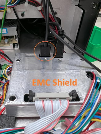 usb plugged into motherboard-1